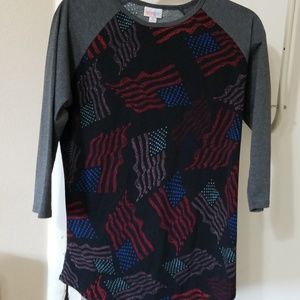 Medium Lularoe Randy shirt